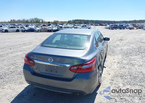 2018 Nissan Altima 2.5 S z USA, uszkodzony, nr VIN 1N4AL3AP4JC293514